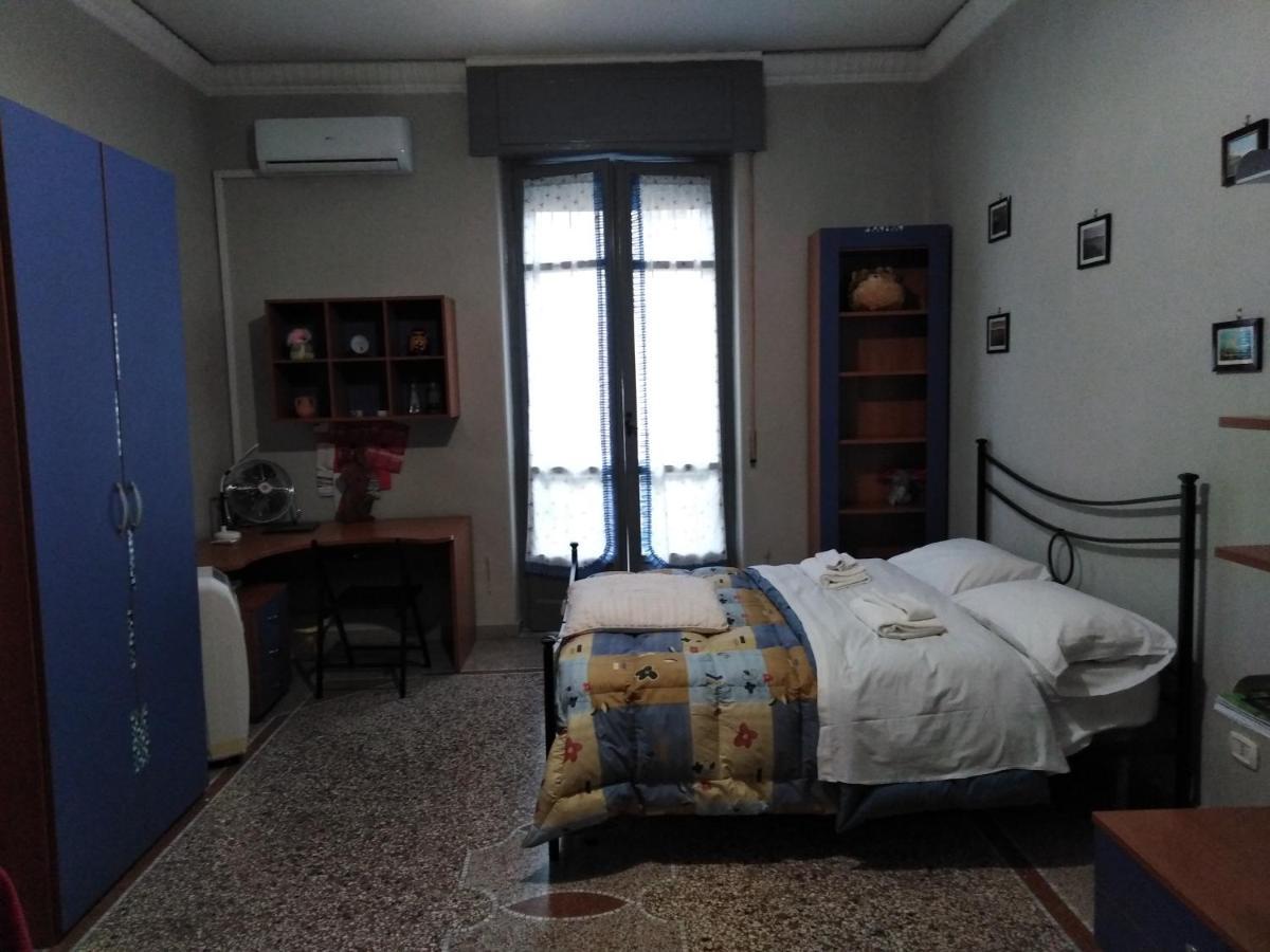 Napoli. Un Cuore Che Batte.